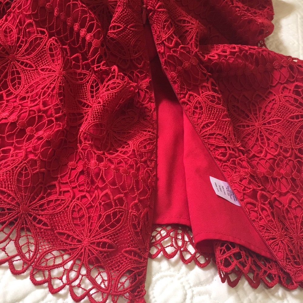 Talbots Floral Lace Overlay Top - Picture 15 of 16